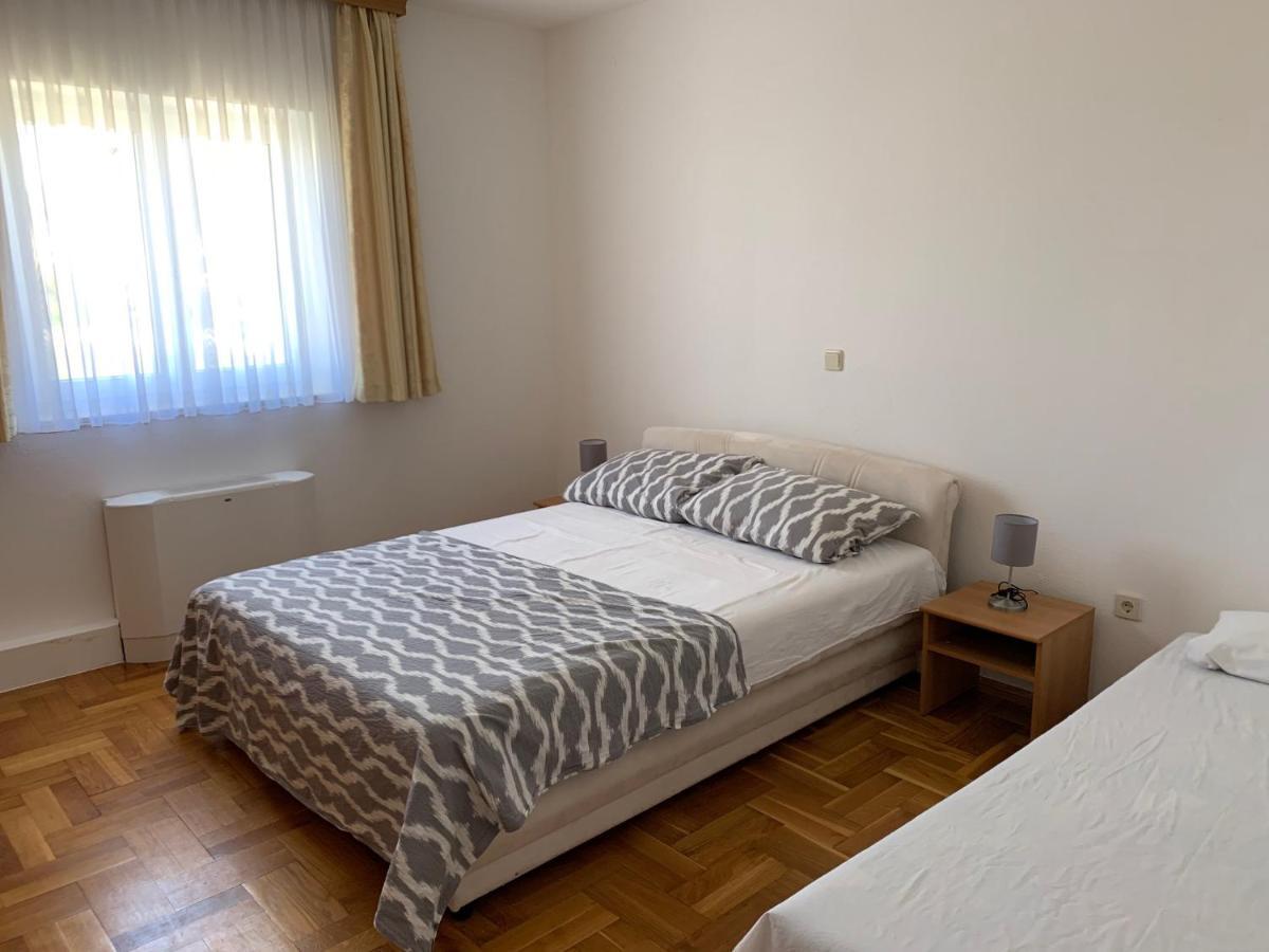 Apartman Theresa Barbat na Rabu المظهر الخارجي الصورة